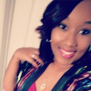 Meet your Posher, Elicia